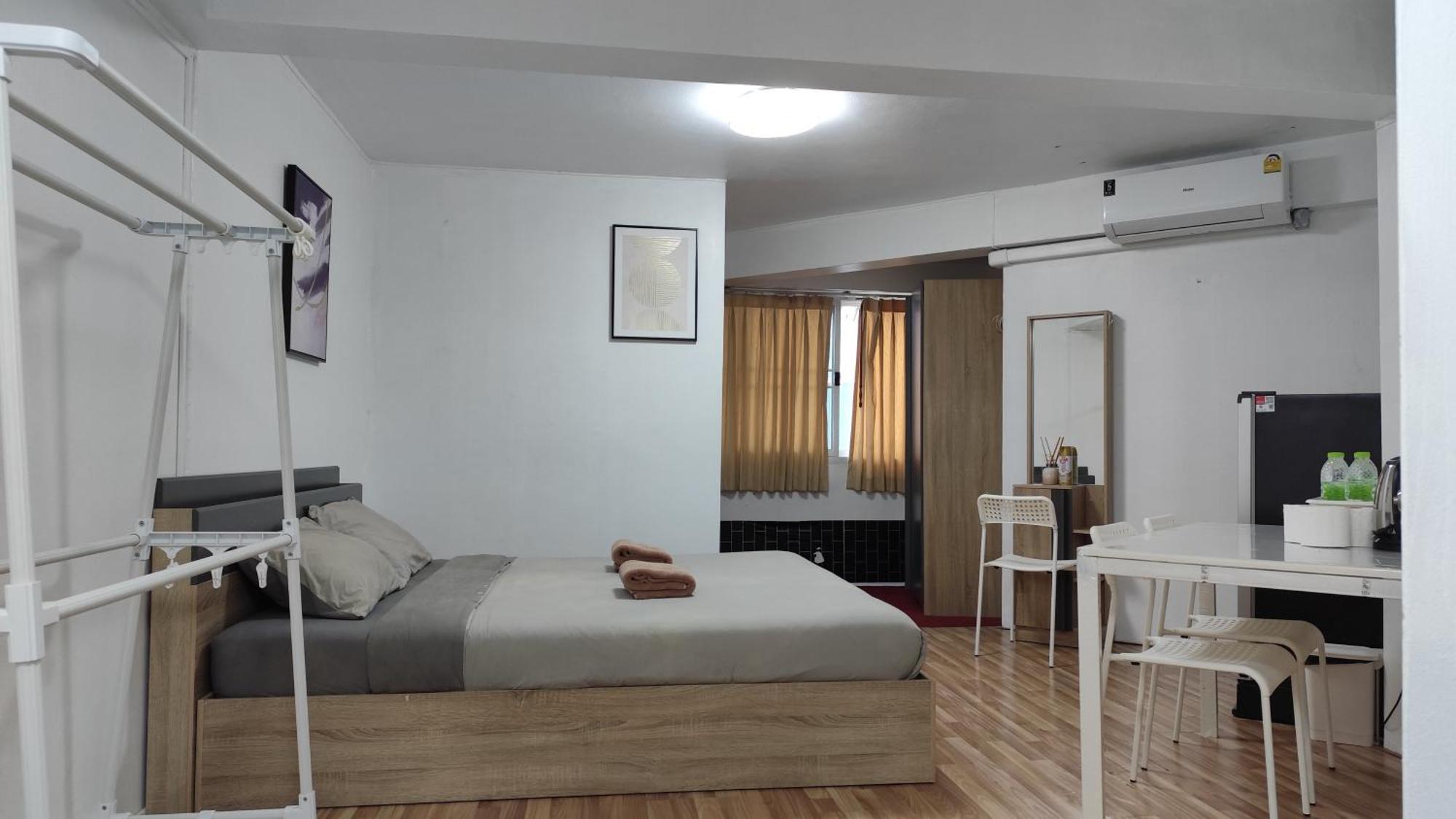 Doodle Lodge Бангкок Екстер'єр фото